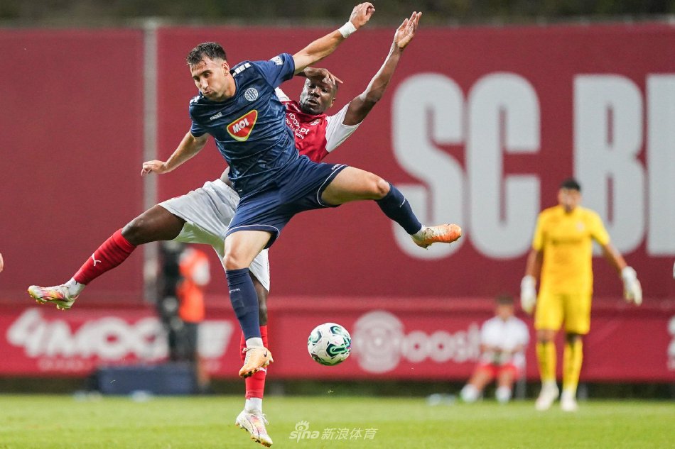 他的进攻性 他的进攻性