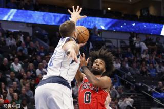 际比赛时尤 际比赛时尤